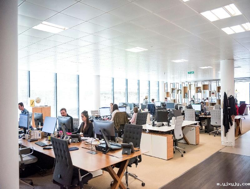 大模型+呼叫中心：AI如何实现客户服务的精准意图识别？