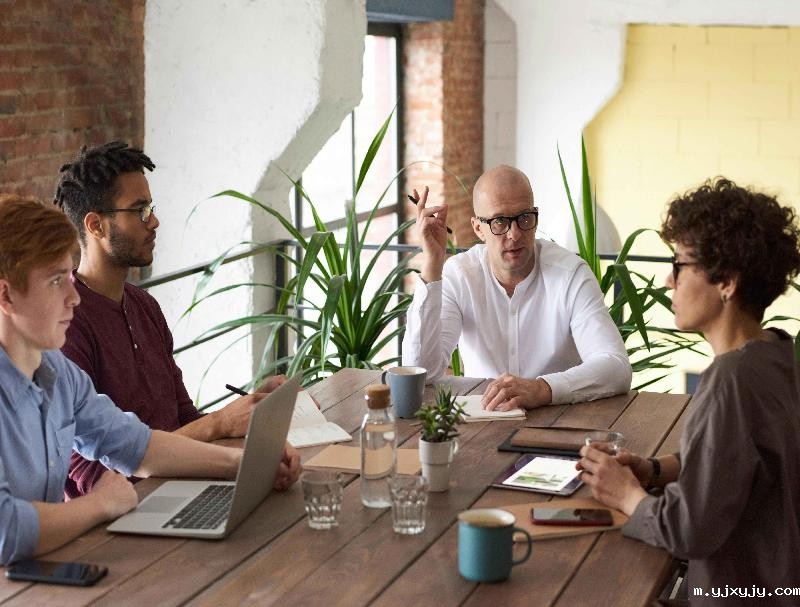 从AI能力看十大大模型呼叫中心排名