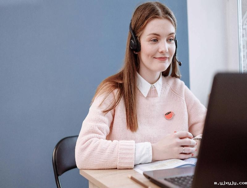 医药生物海外在线客服的多语言支持策略​